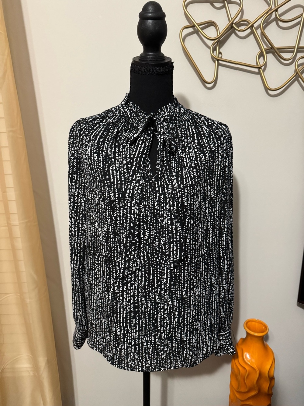 Jones New York Black and White Tie-Neck Blouse